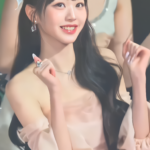 Jang Won-young performing an adorable dance at her concert.